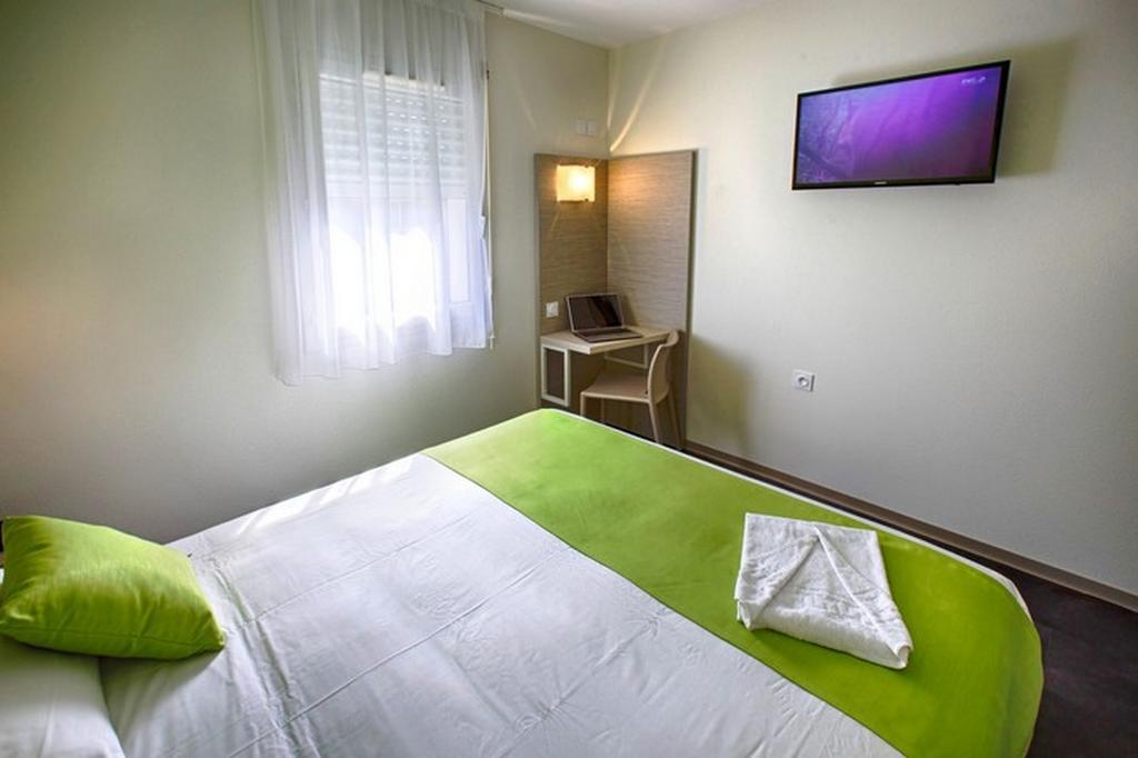 Hotel Formules Club 2 Сенон Стая снимка